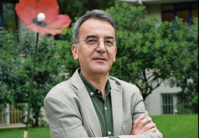 Prof.Dr.Kırcova: “Dış pazar tecrübesi firmayı yukarı taşır”