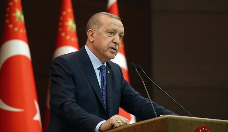 Cumhurbaşkanı Erdoğan, korona virüse karşı “Ekonomik İstikrar Kalkanı” paketini açıkladı